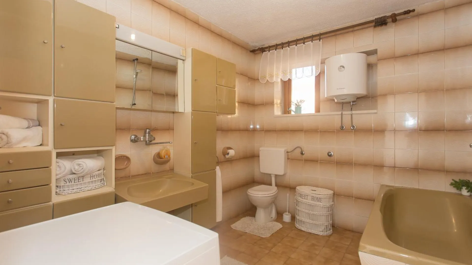 Holiday Home Lucy With Private Pool Kastela