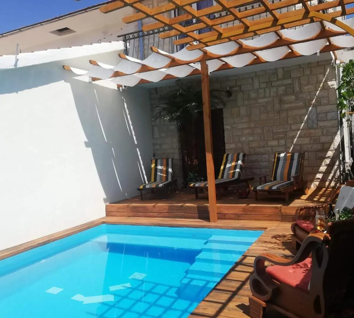 Holiday Home Lucy With Private Pool Kastela Croatia